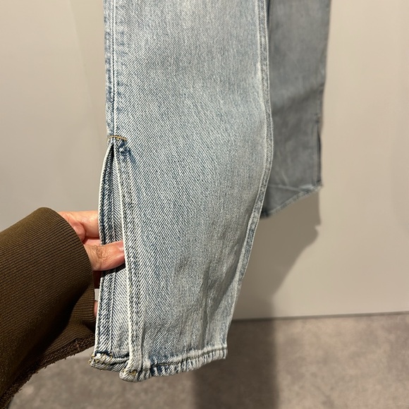 H&M JEANS WITH SLIT ON HEM - Picture 4 of 12
